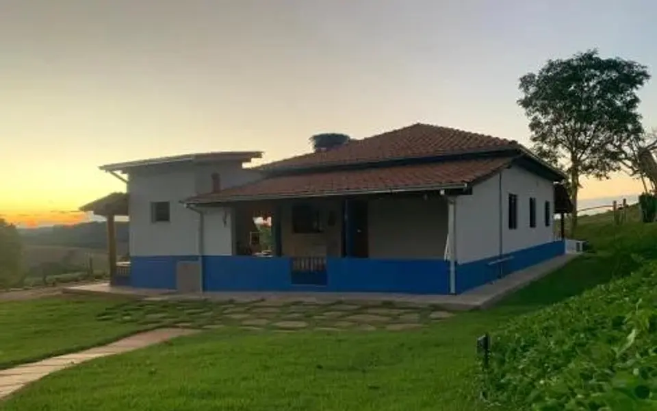 Foto de Luminárias mg pousada vó Vevinha