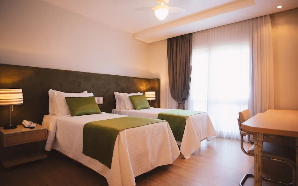 Foto 4 de Hotel Renar